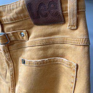 Lee vintage modern fit mustard jeans Size 30